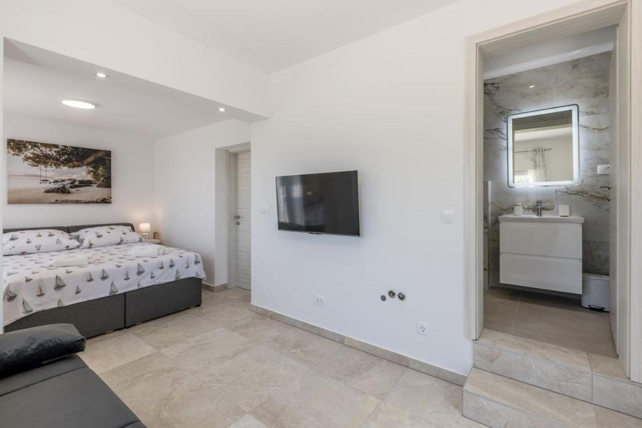 Villa Dream Hill à Kaštel Kambelovac Extérieur photo