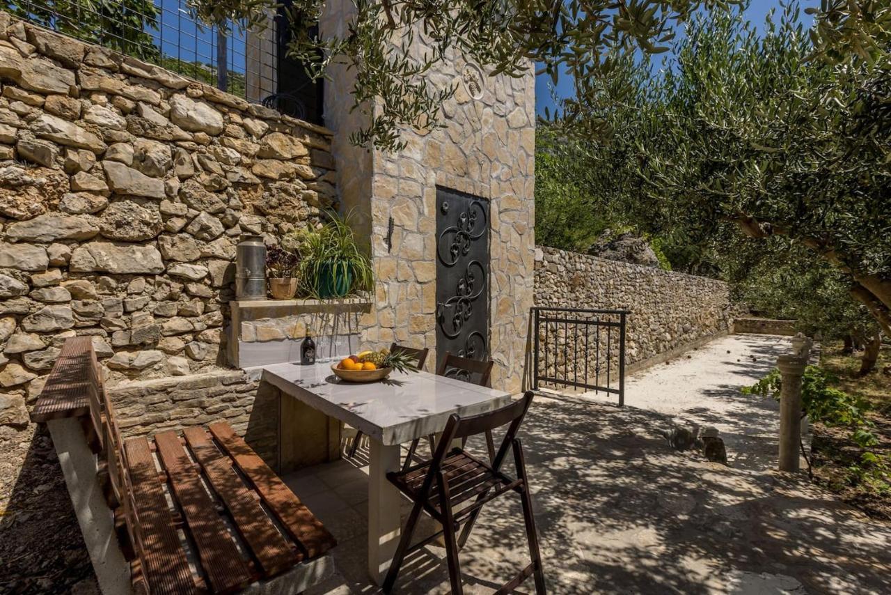 Villa Dream Hill à Kaštel Kambelovac Extérieur photo